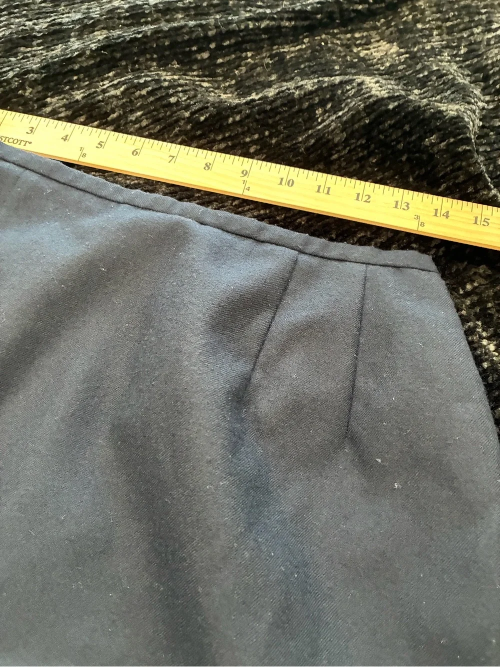 Harve Benard Wool linedVintage Navy Pencil Skirt